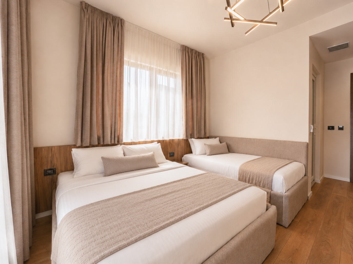 Dhomë në Hotel Geshtenja, foto 5